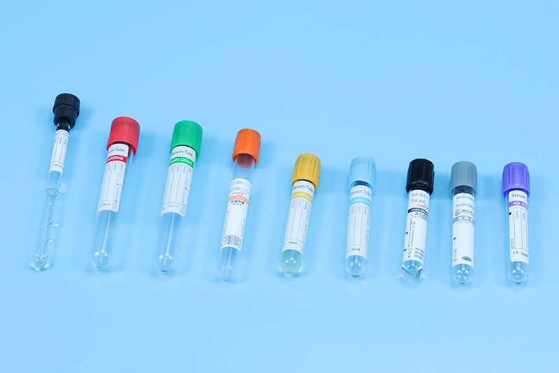 Types et introduction du tube de collecte de sang sous vide